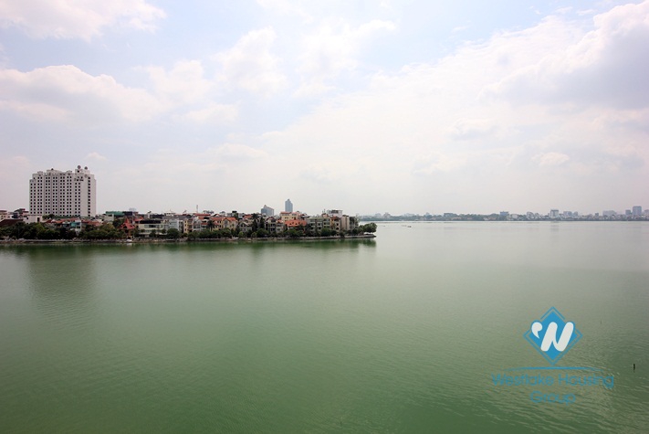 Lake view apartment with 02 bedrooms for rent in Tay Ho area 